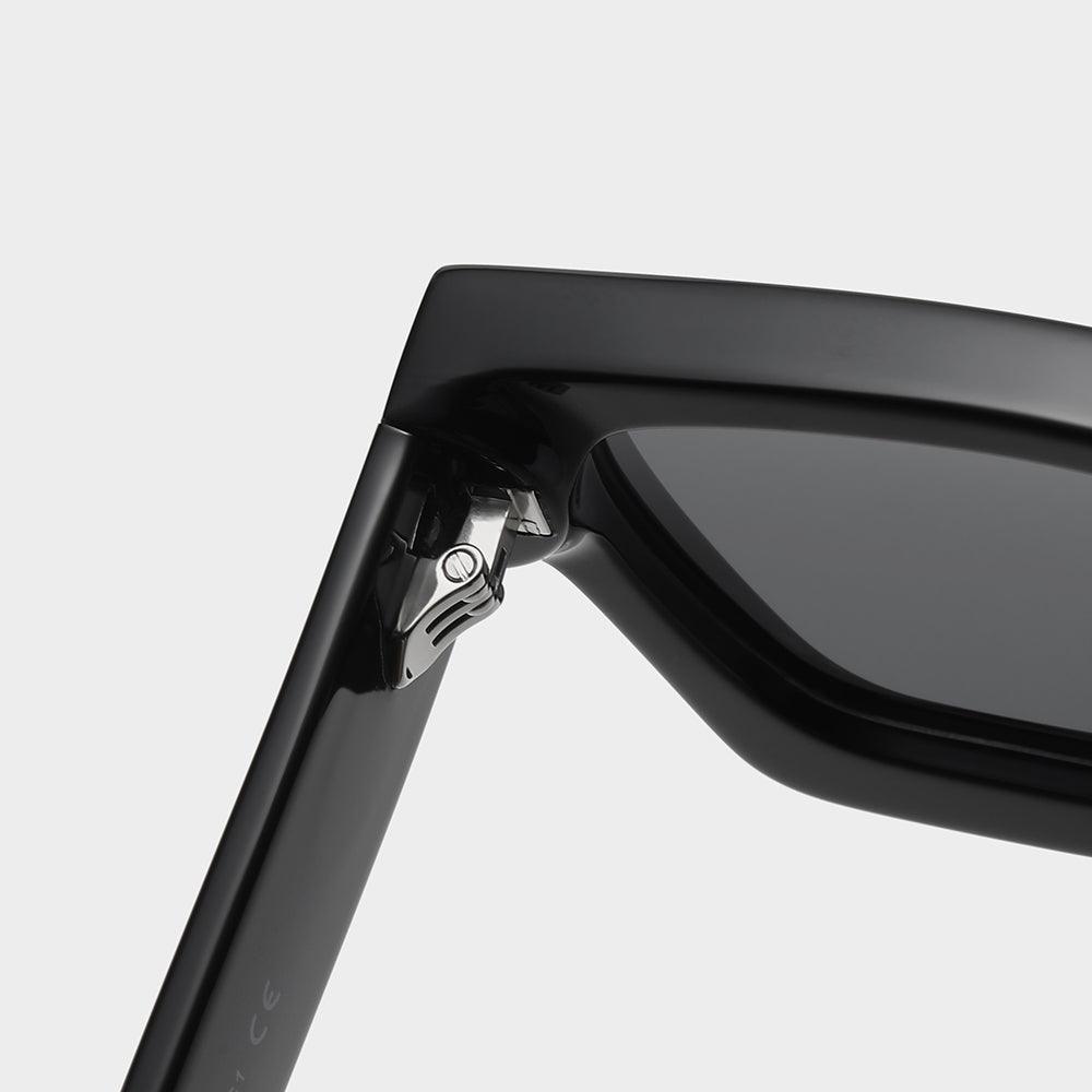 Drippy Lion X Sunglasses - ON SLICE